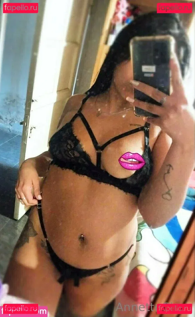 annettechan Onlyfans Photo Gallery 