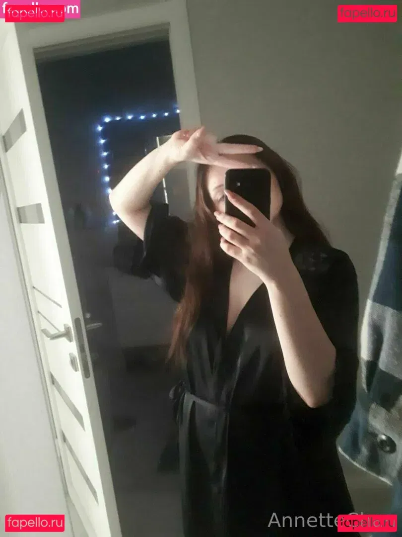 annettechan Onlyfans Photo Gallery 