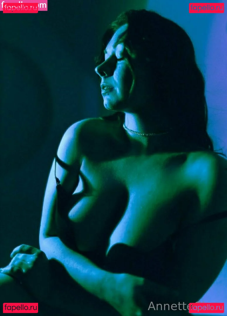 annettechan Onlyfans Photo Gallery 