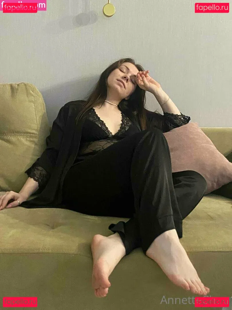 annettechan Onlyfans Photo Gallery 