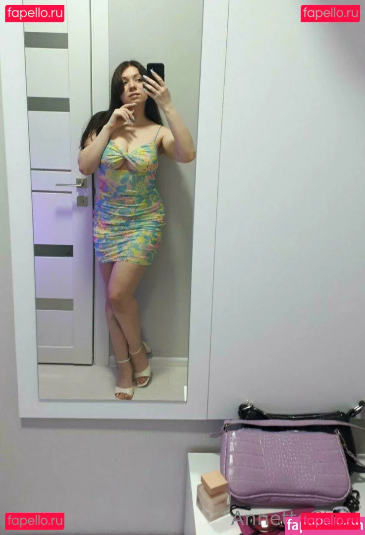 annettechan Onlyfans Photo Gallery 