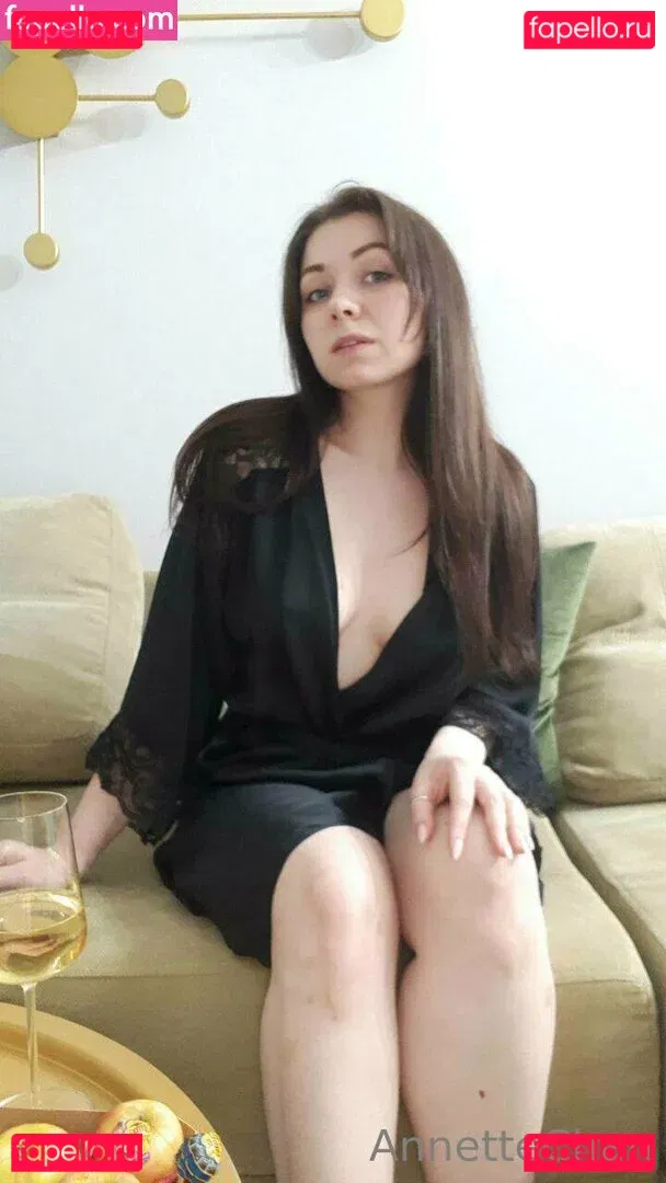 annettechan Onlyfans Photo Gallery 