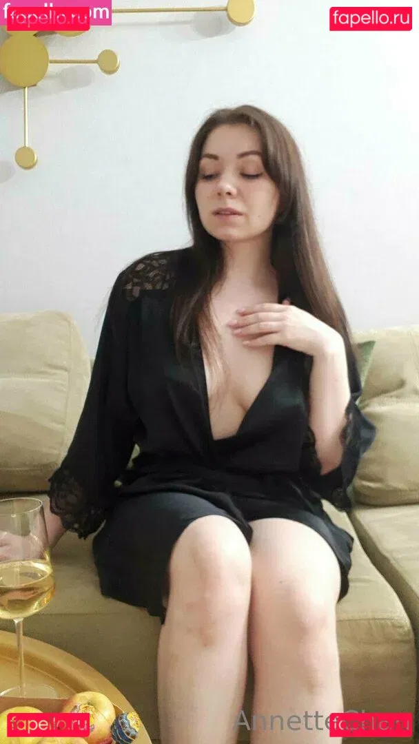 annettechan Onlyfans Photo Gallery 