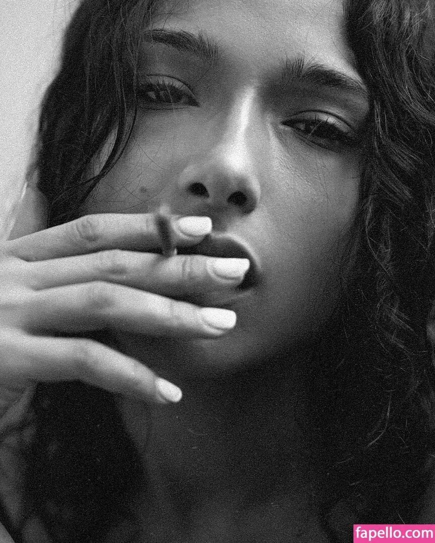 Nikol Beylik Onlyfans Photo Gallery 