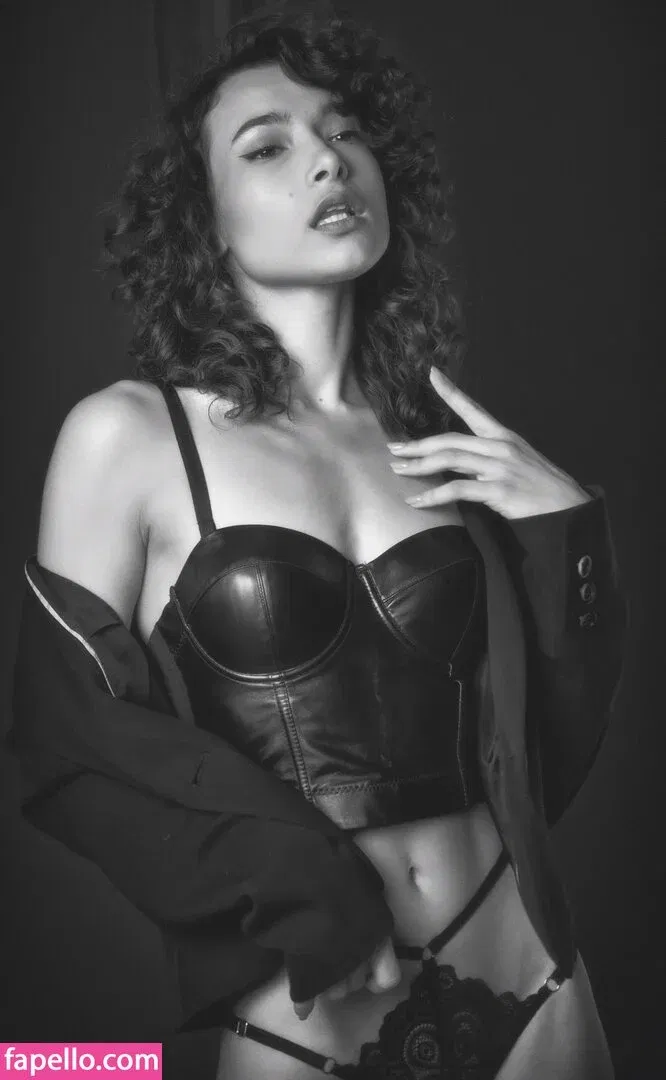 Nikol Beylik Onlyfans Photo Gallery 