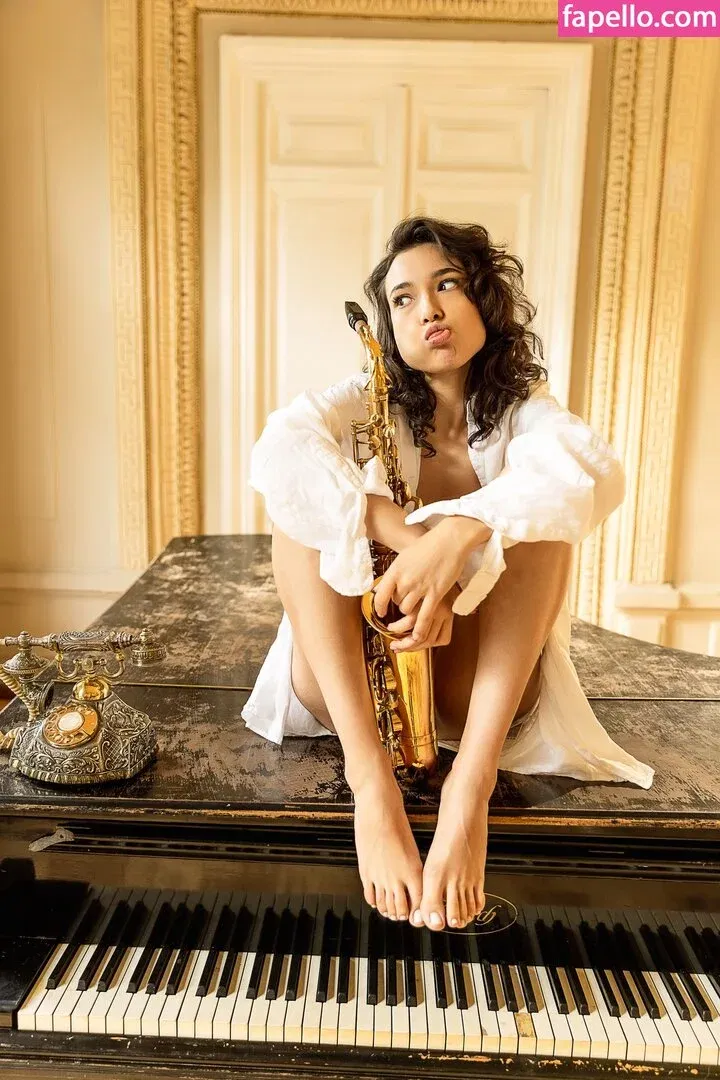 Nikol Beylik Onlyfans Photo Gallery 