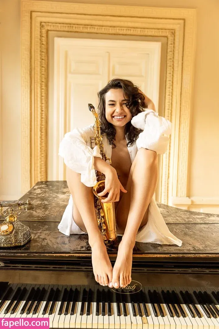 Nikol Beylik Onlyfans Photo Gallery 