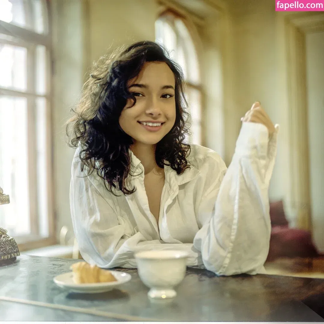 Nikol Beylik Onlyfans Photo Gallery 