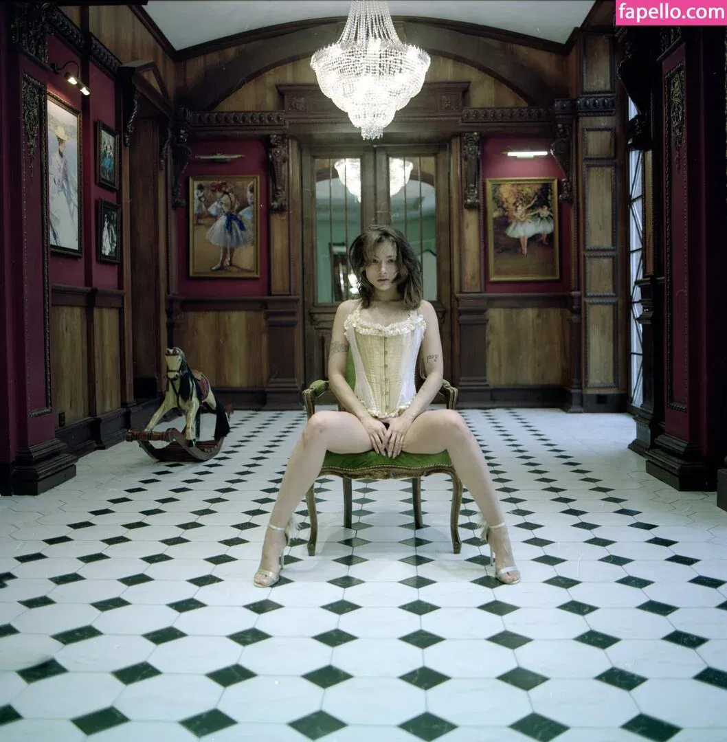 Nikol Beylik Onlyfans Photo Gallery 