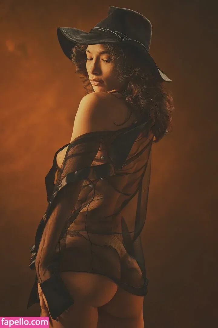 Nikol Beylik Onlyfans Photo Gallery 