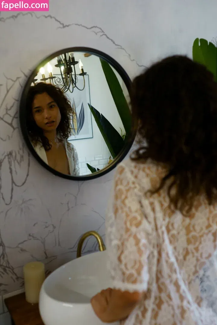 Nikol Beylik Onlyfans Photo Gallery 