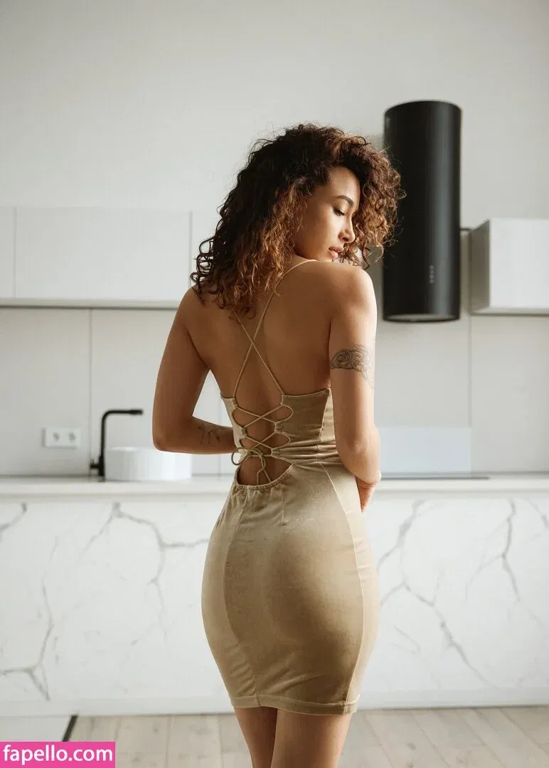 Nikol Beylik Onlyfans Photo Gallery 