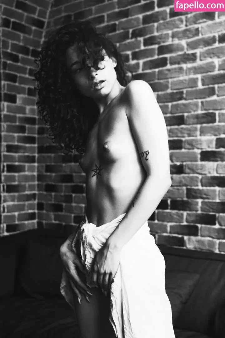 Nikol Beylik Onlyfans Photo Gallery 