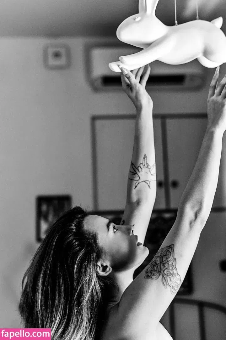 Nikol Beylik Onlyfans Photo Gallery 