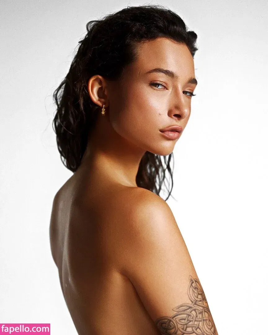 Nikol Beylik Onlyfans Photo Gallery 