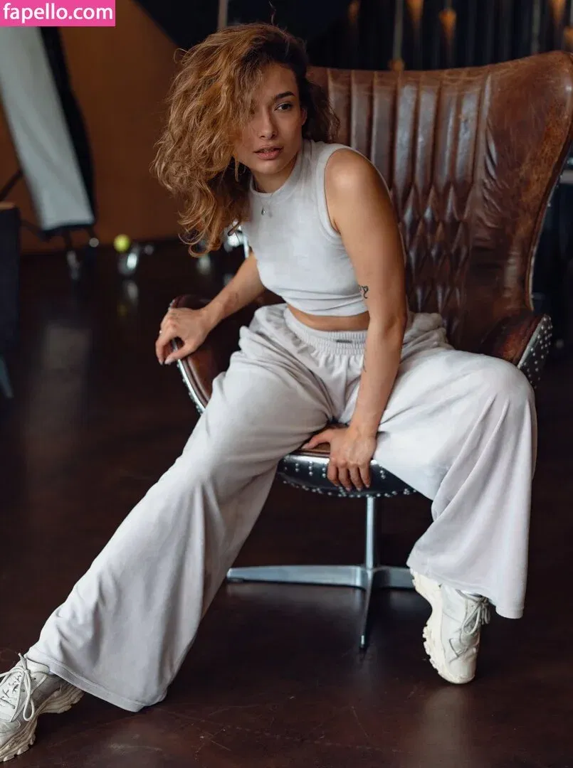 Nikol Beylik Onlyfans Photo Gallery 