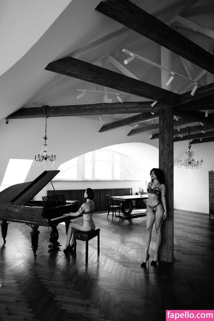 Nikol Beylik Onlyfans Photo Gallery 