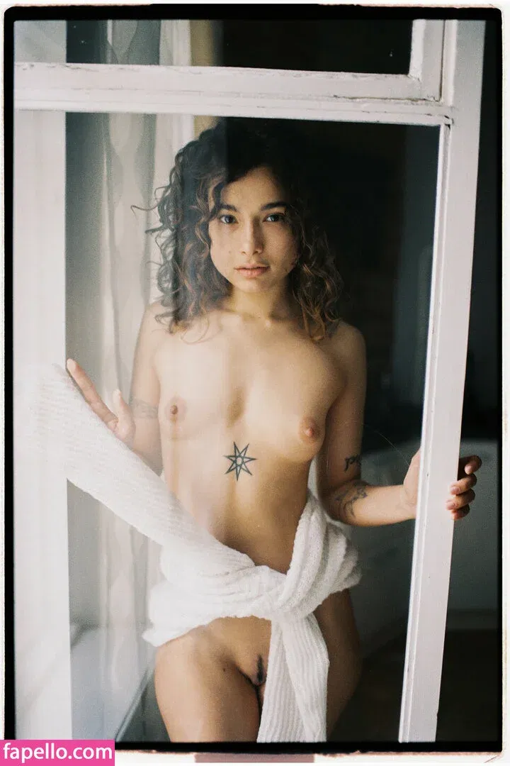 Nikol Beylik Onlyfans Photo Gallery 