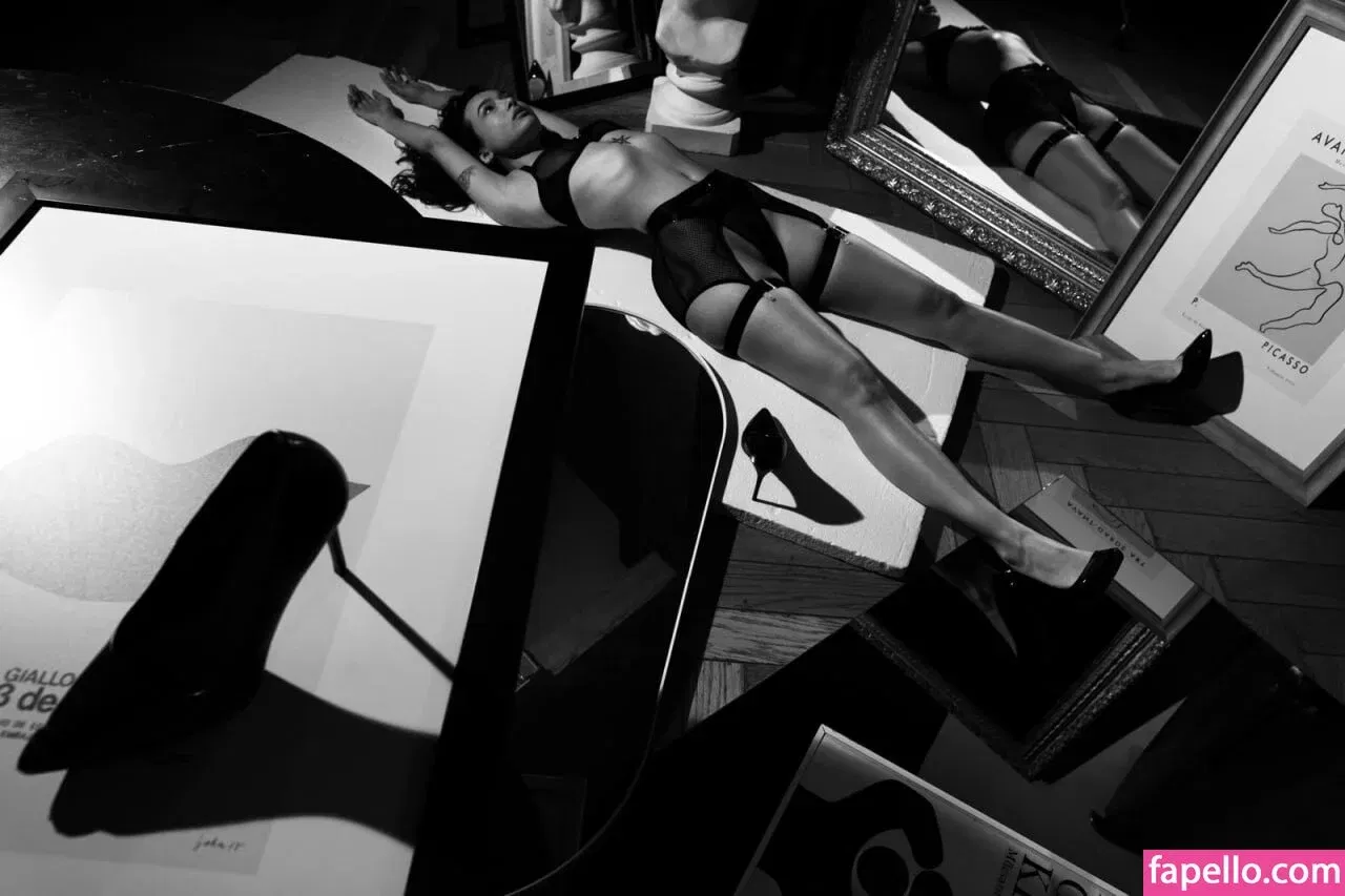 Nikol Beylik Onlyfans Photo Gallery 