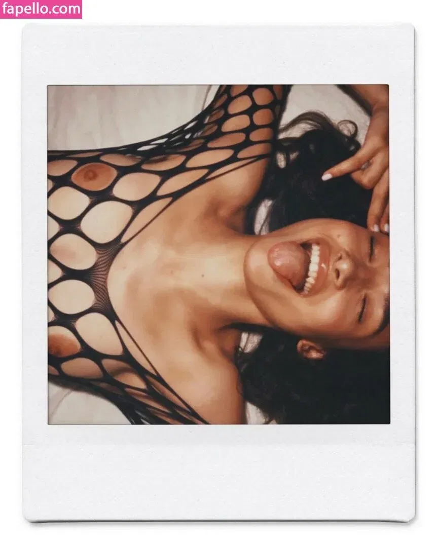 Nikol Beylik Onlyfans Photo Gallery 