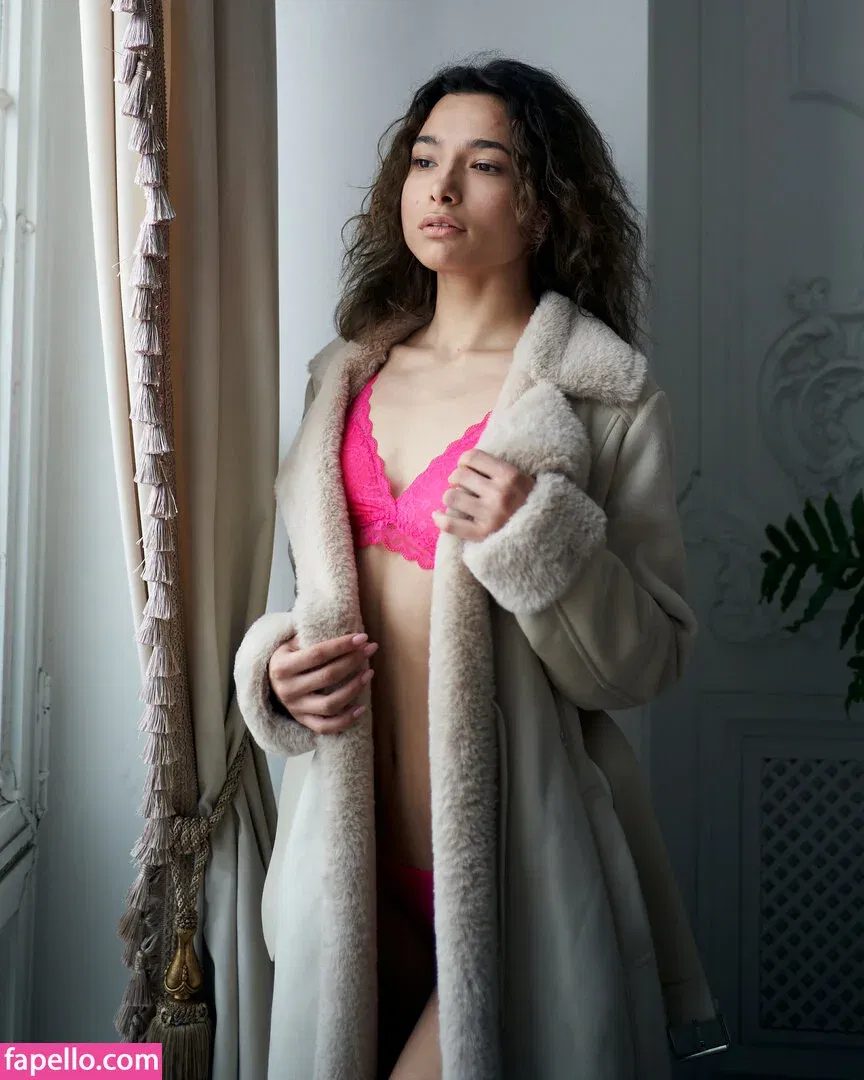 Nikol Beylik Onlyfans Photo Gallery 