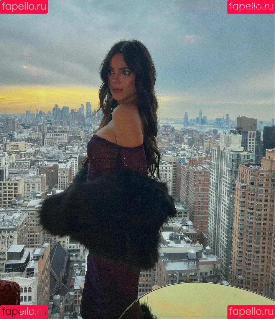 Ella Mendelsohn Onlyfans Photo Gallery 