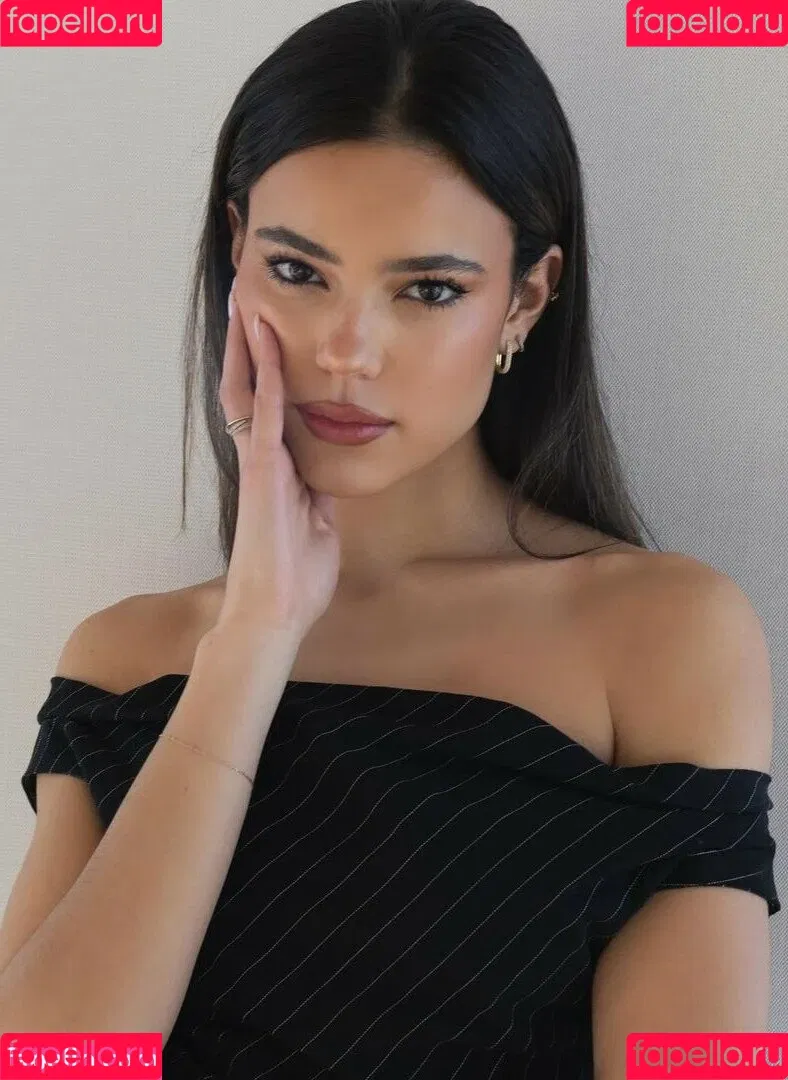 Ella Mendelsohn Onlyfans Photo Gallery 