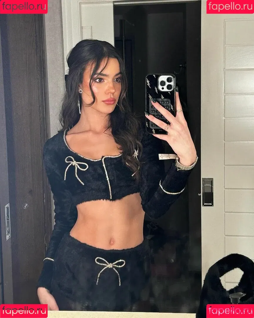 Ella Mendelsohn Onlyfans Photo Gallery 