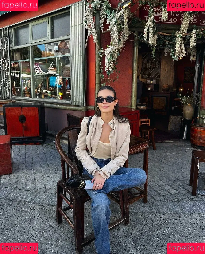 Ella Mendelsohn Onlyfans Photo Gallery 