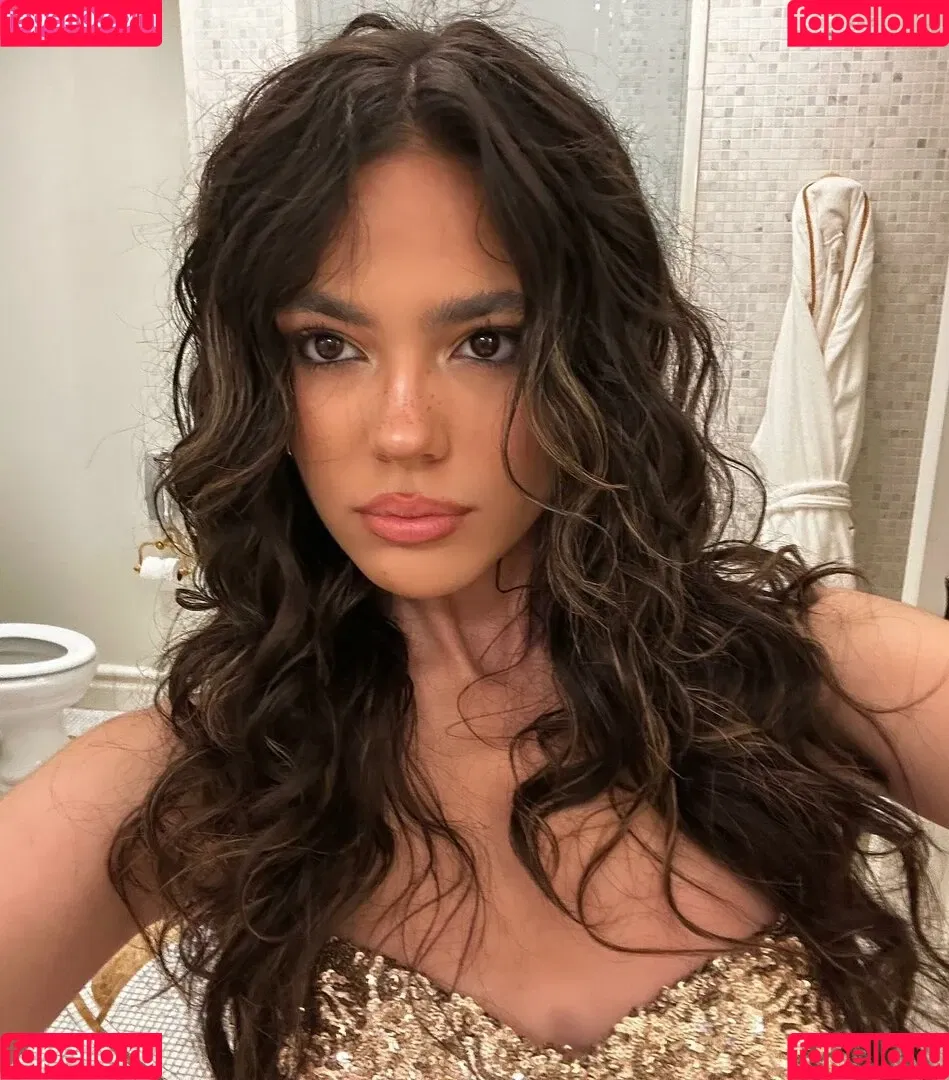 Ella Mendelsohn Onlyfans Photo Gallery 