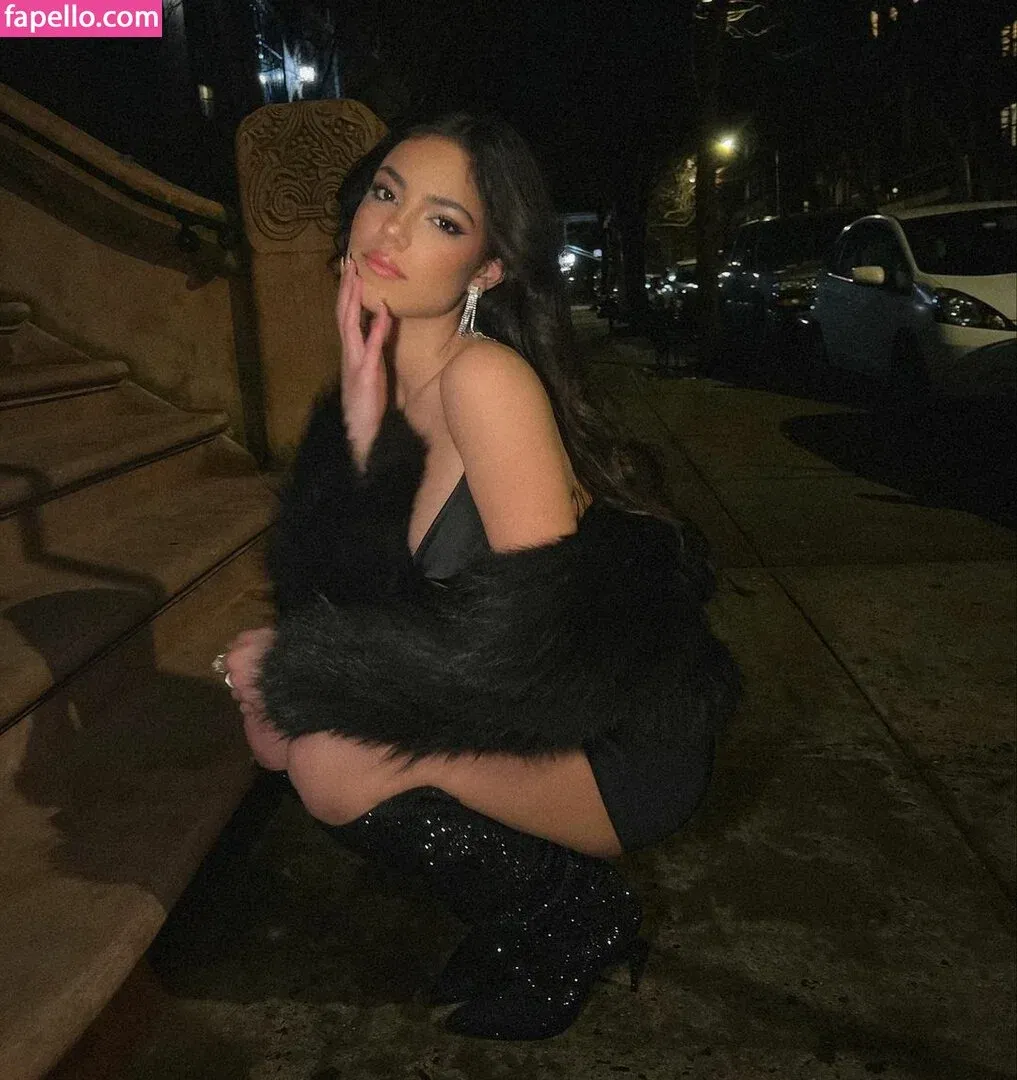 Ella Mendelsohn Onlyfans Photo Gallery 