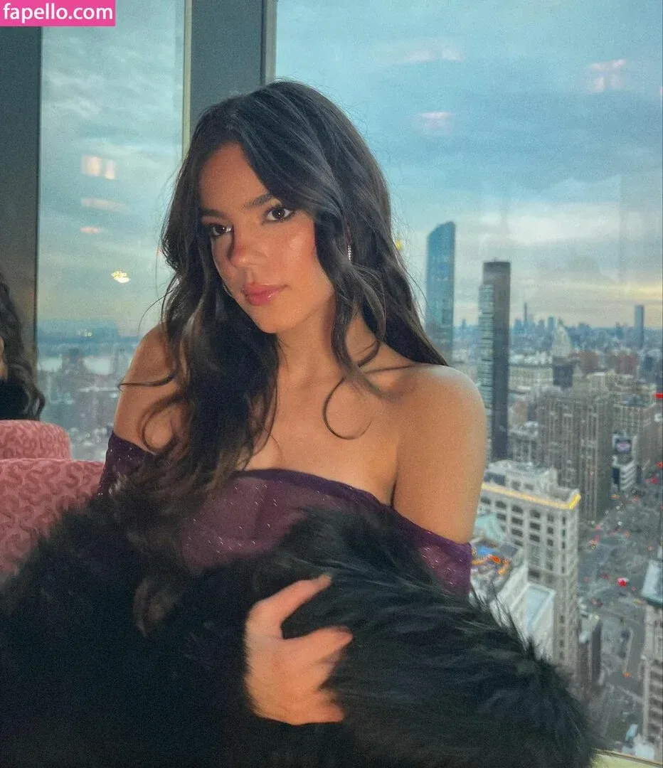 Ella Mendelsohn Onlyfans Photo Gallery 