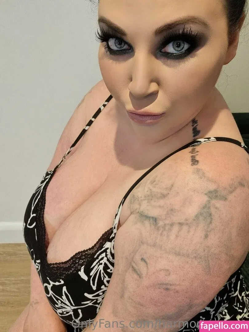 Harmony Reigns Onlyfans Photo Gallery 