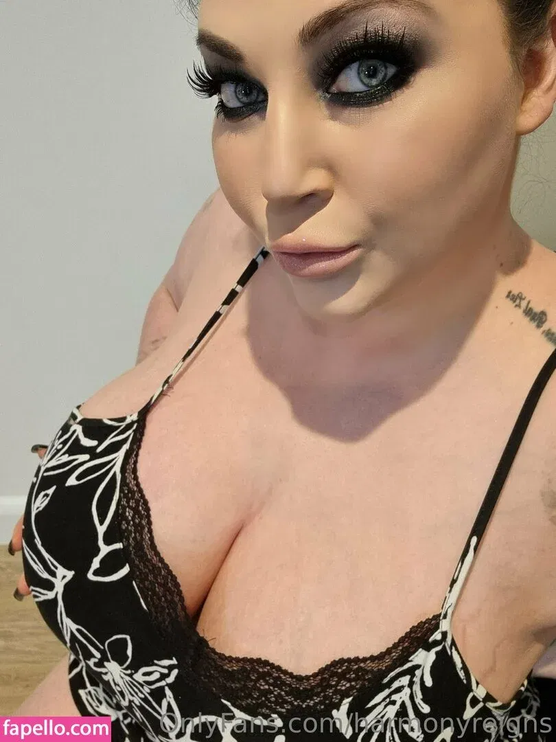 Harmony Reigns Onlyfans Photo Gallery 