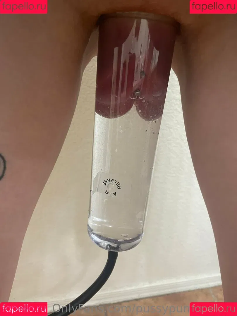pussypumppeach Onlyfans Photo Gallery 
