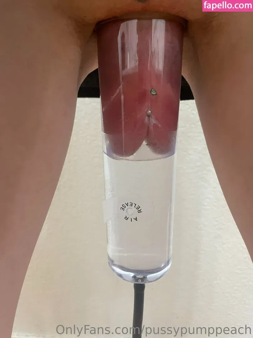pussypumppeach Onlyfans Photo Gallery 