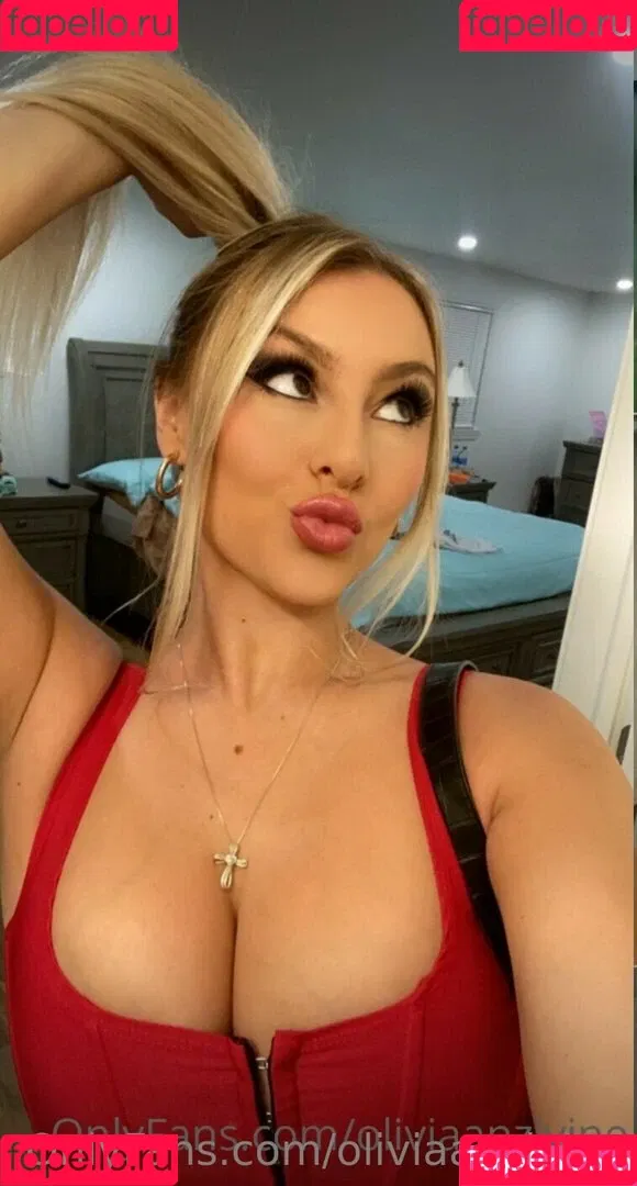 oliviaanzivine Onlyfans Photo Gallery 