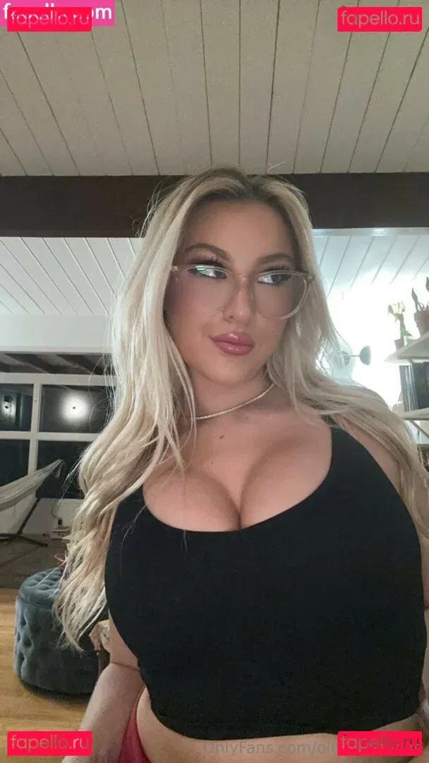 oliviaanzivine Onlyfans Photo Gallery 