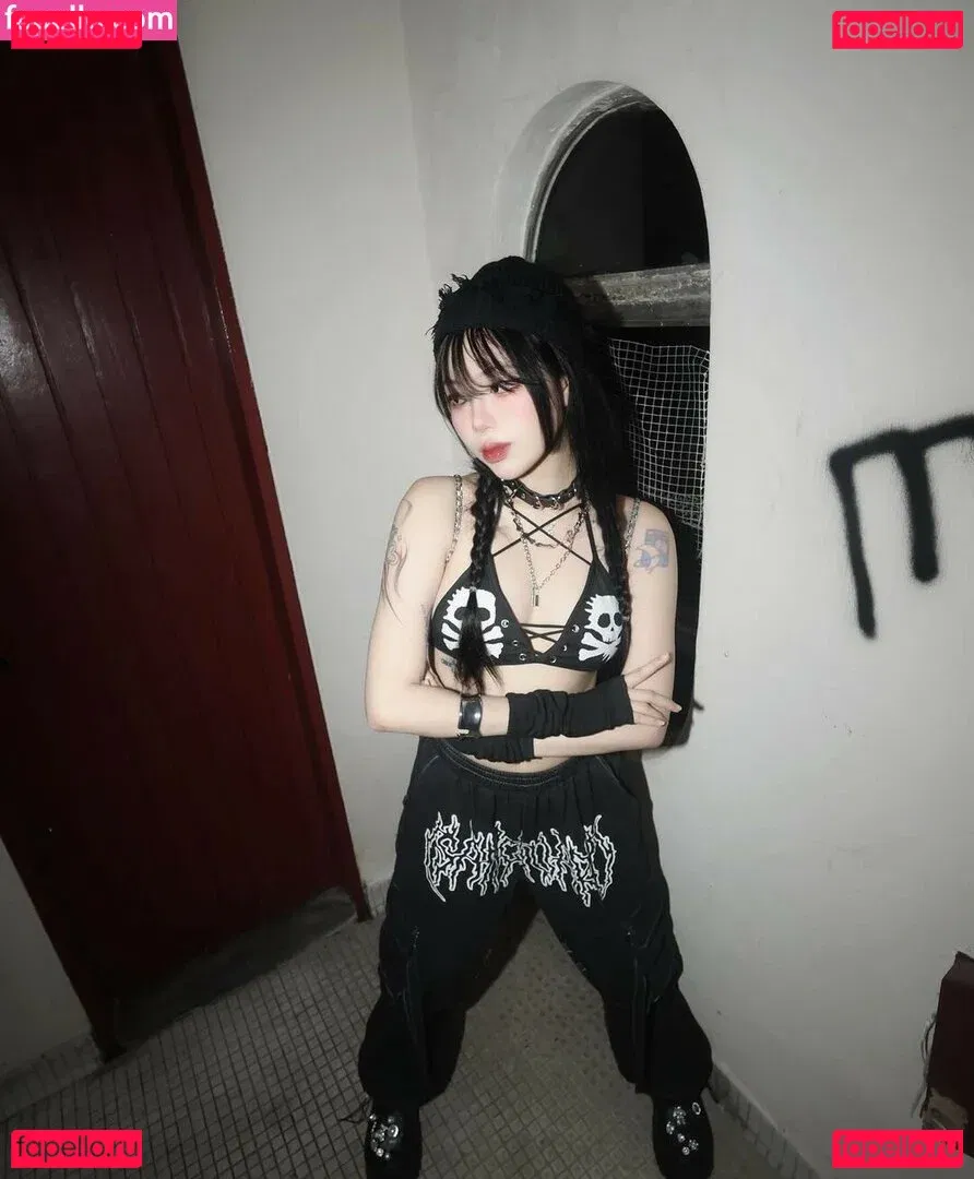 holo.saxual Onlyfans Photo Gallery 