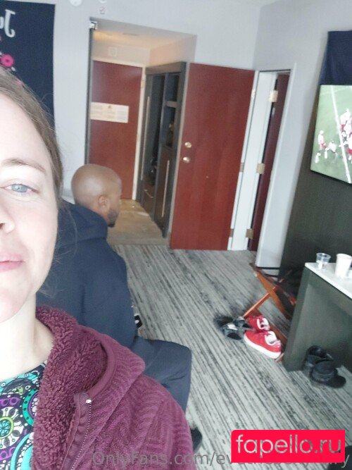 Evethesexyfairy Nude Onlyfans Photo 35