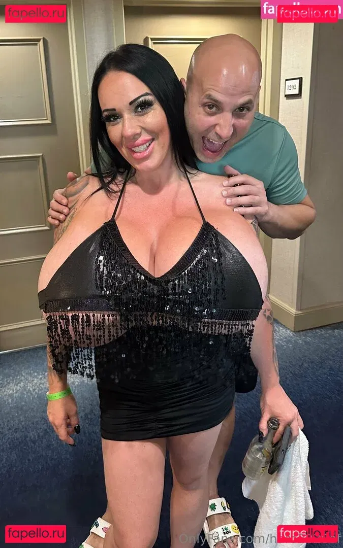 haro2020of Onlyfans Photo Gallery 