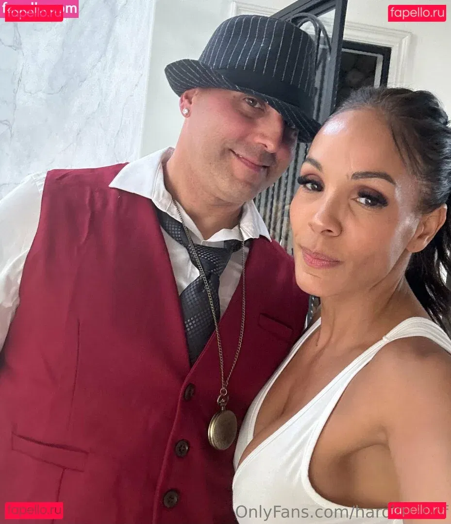 haro2020of Onlyfans Photo Gallery 