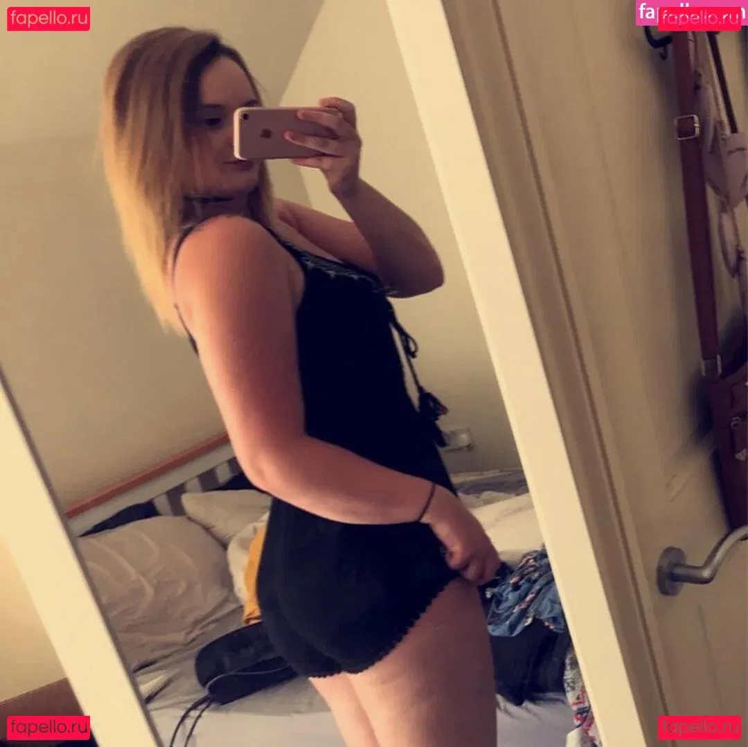 Kim Centamore Onlyfans Photo Gallery 