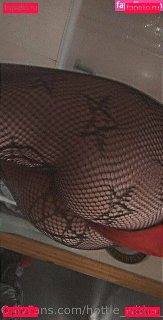 hottie_witha_body Onlyfans Photo Gallery 