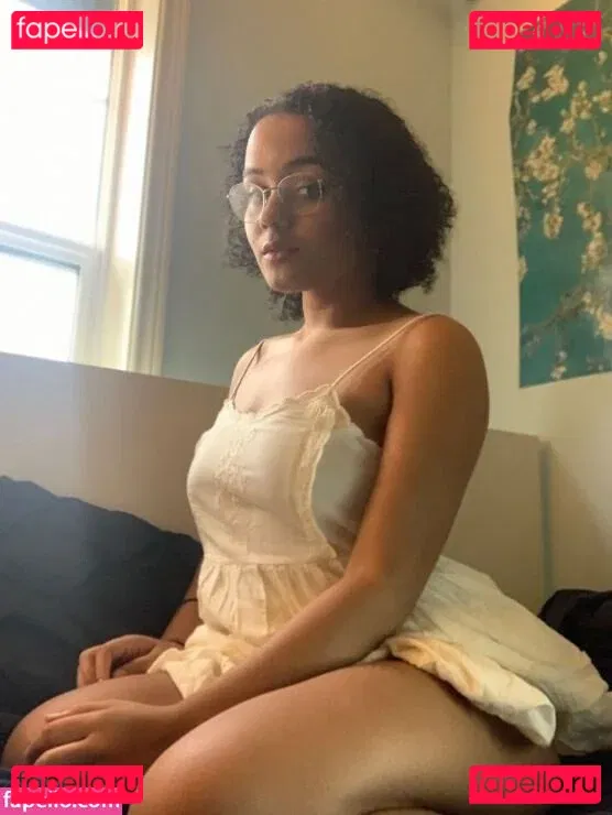 Isababysw Onlyfans Photo Gallery 