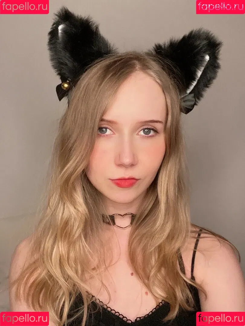 Apollolol Onlyfans Photo Gallery 