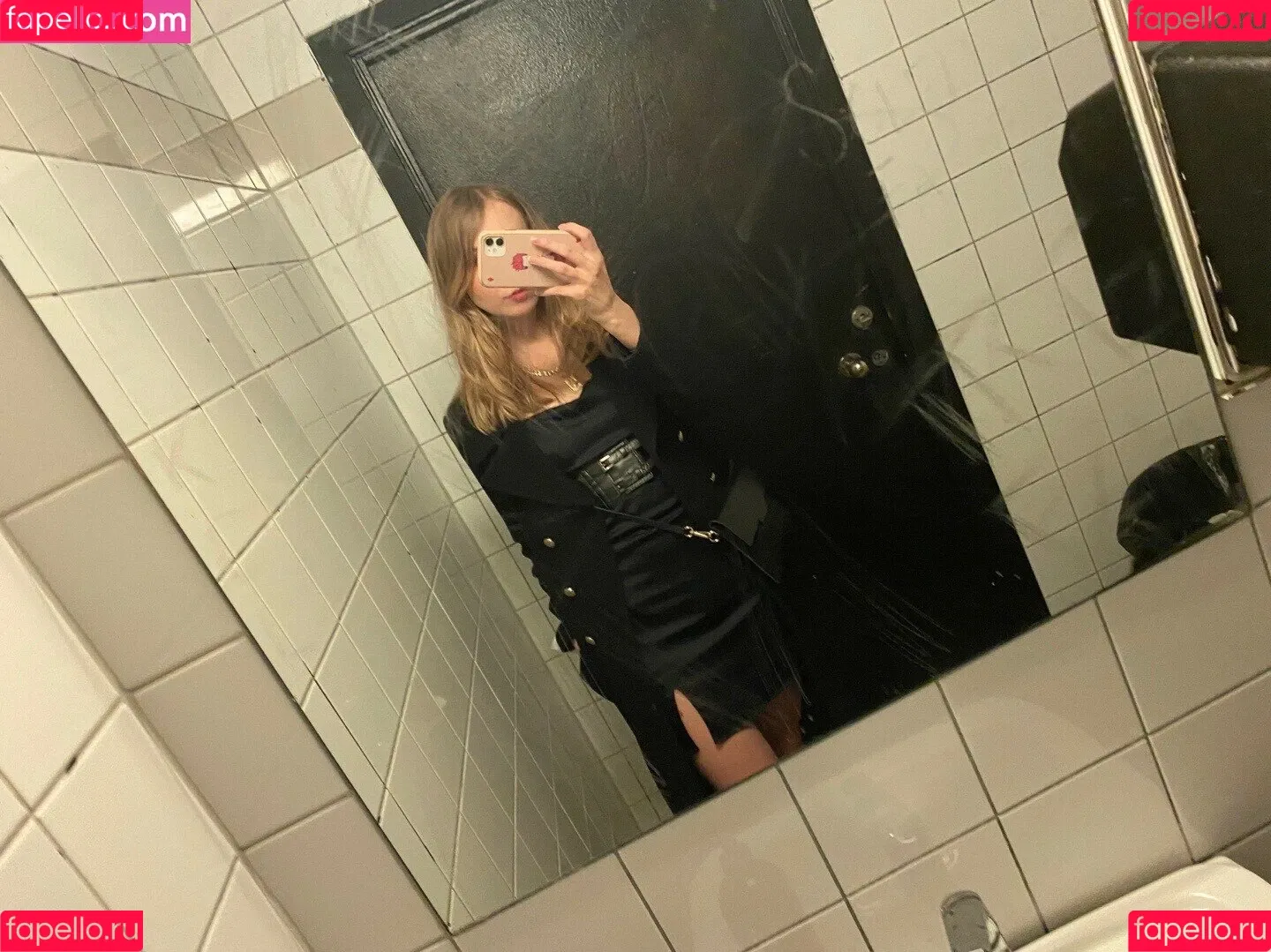 Apollolol Onlyfans Photo Gallery 