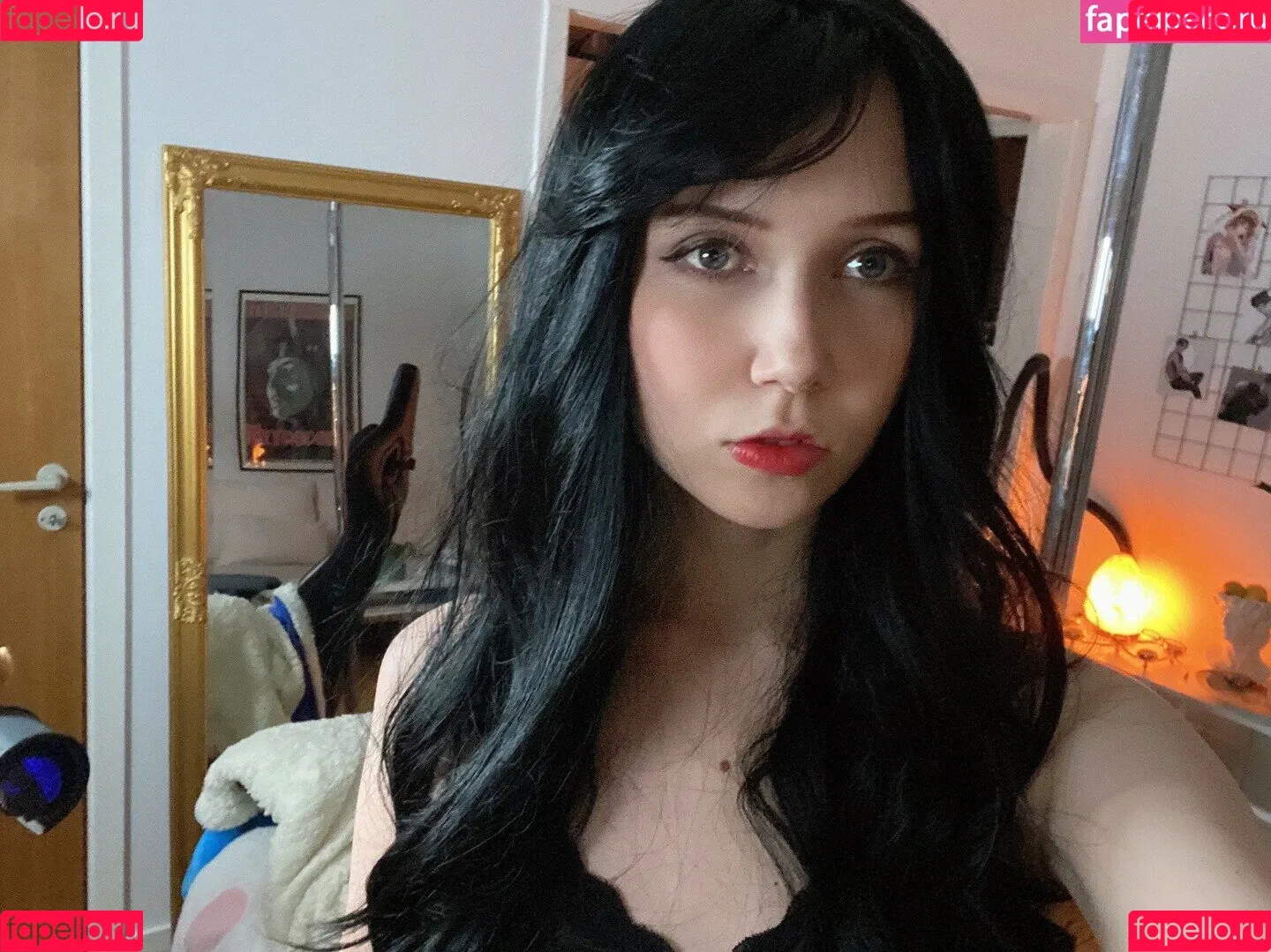 Apollolol Onlyfans Photo Gallery 