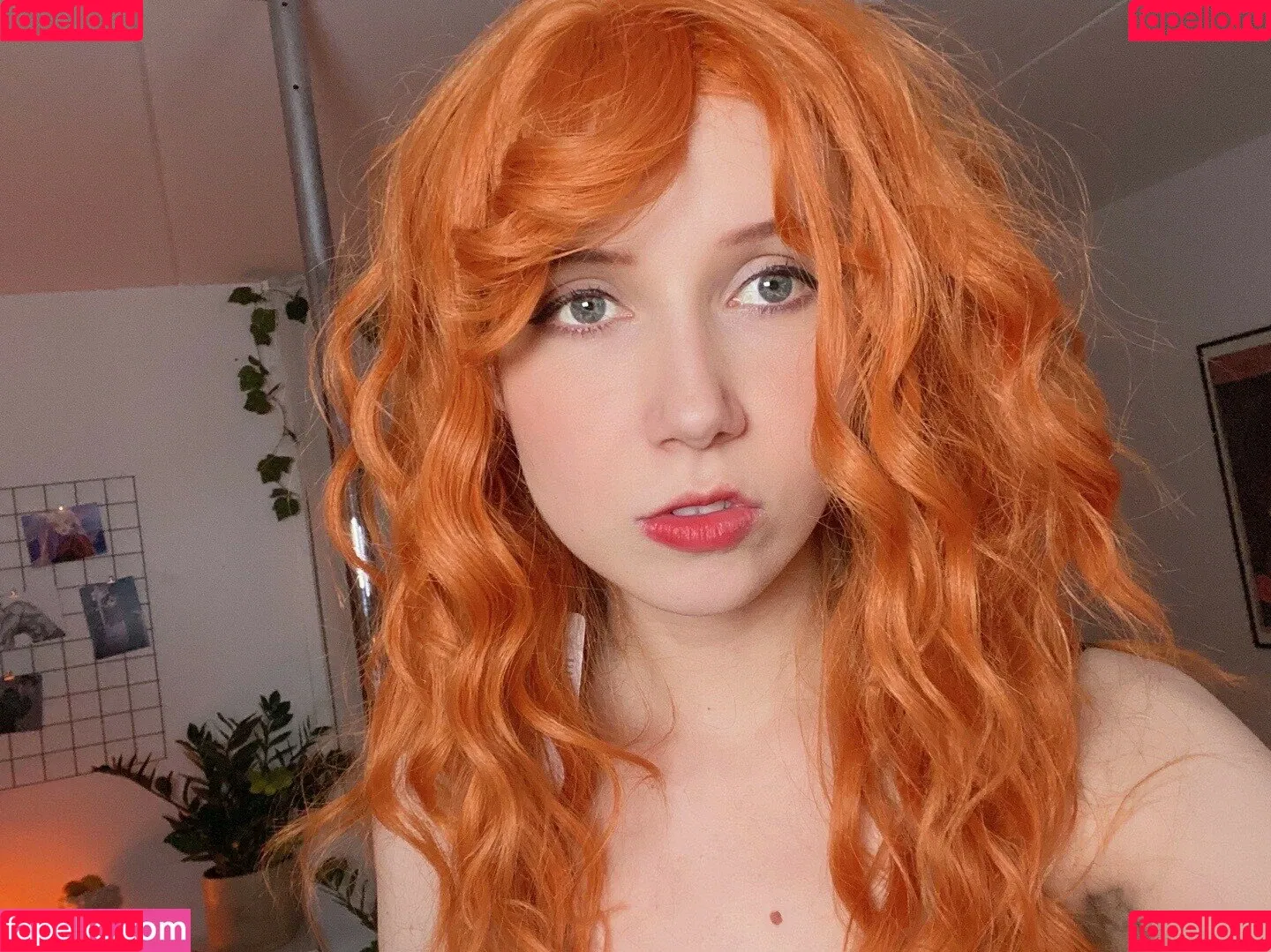 Apollolol Onlyfans Photo Gallery 