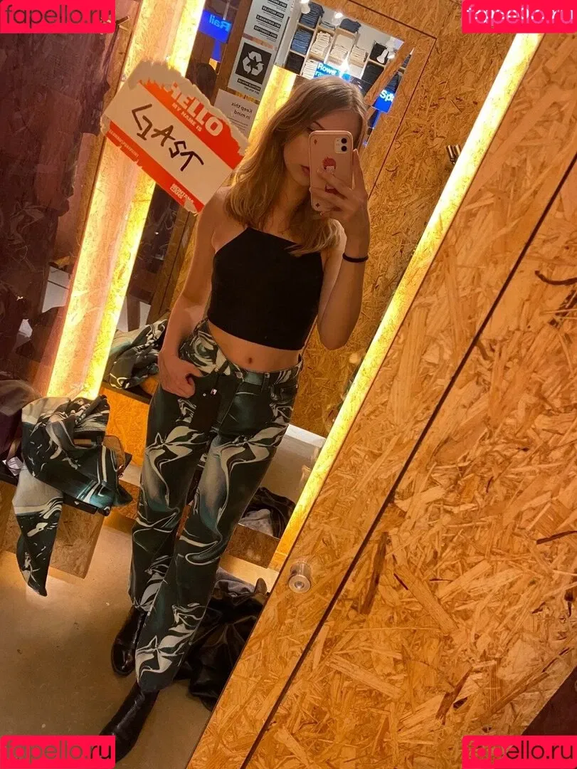 Apollolol Onlyfans Photo Gallery 